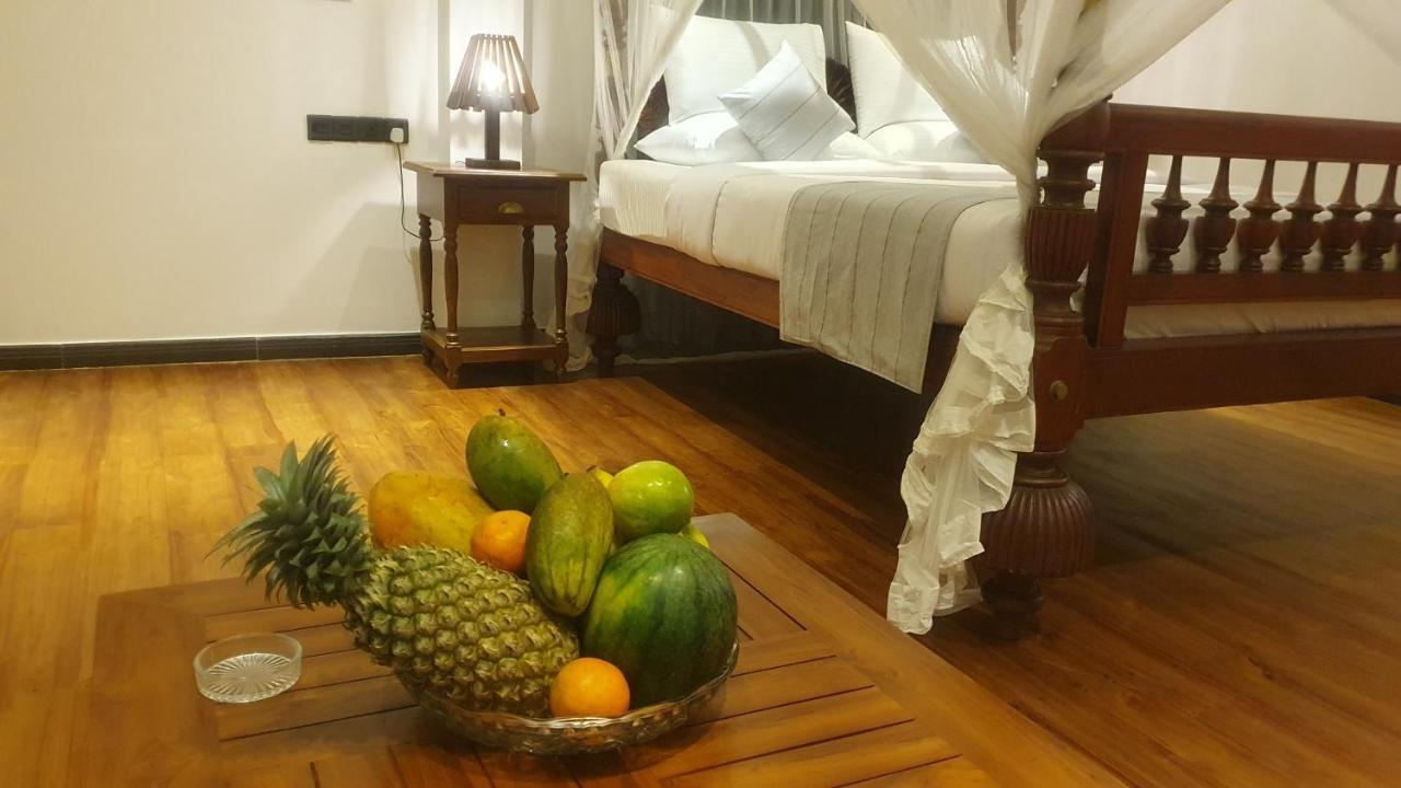 Hotel Margaret House Mirissa Exterior foto